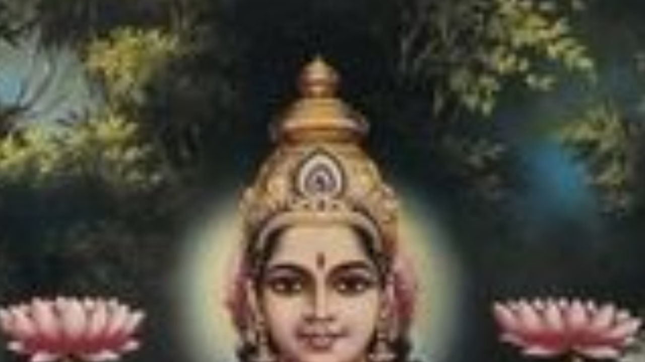 Mantras To Chant On Friday To Please Goddess Lakshmi