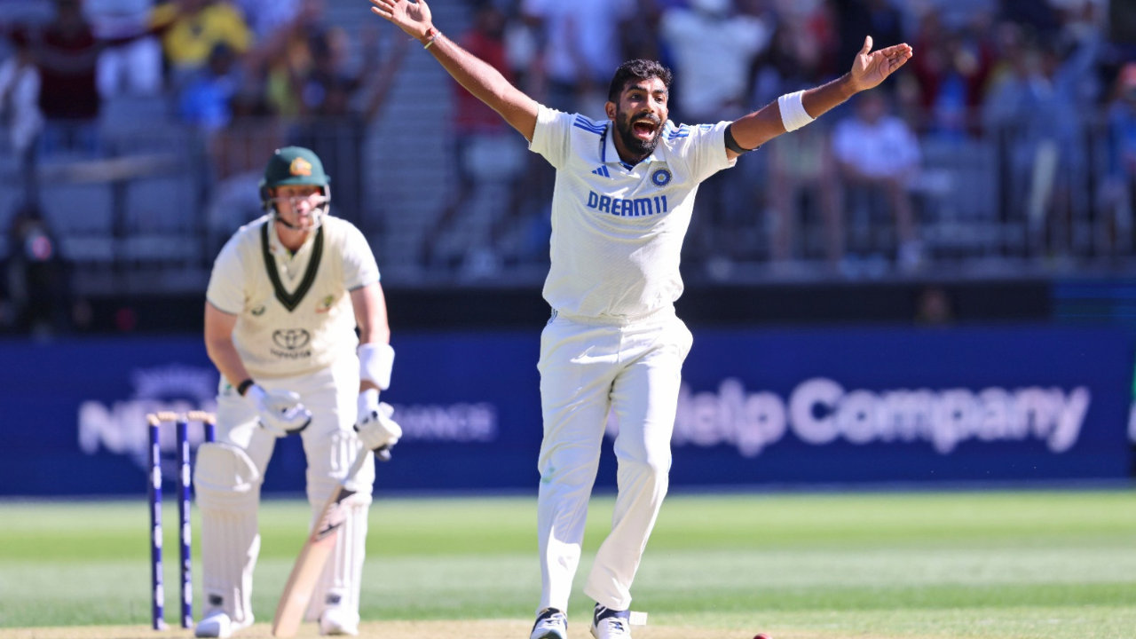 border gavaskar trophy jasprit bumrah rattles aussies, scalps 3 prized wickets, including steve smith's 'golden duck'