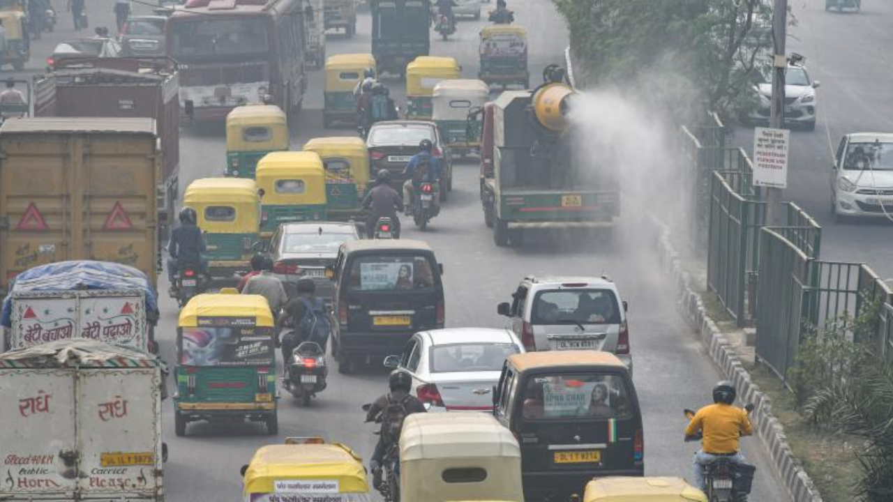 delhi ncr schools allowed to hold classes in hybrid mode hours after supreme court order aqi air pollution