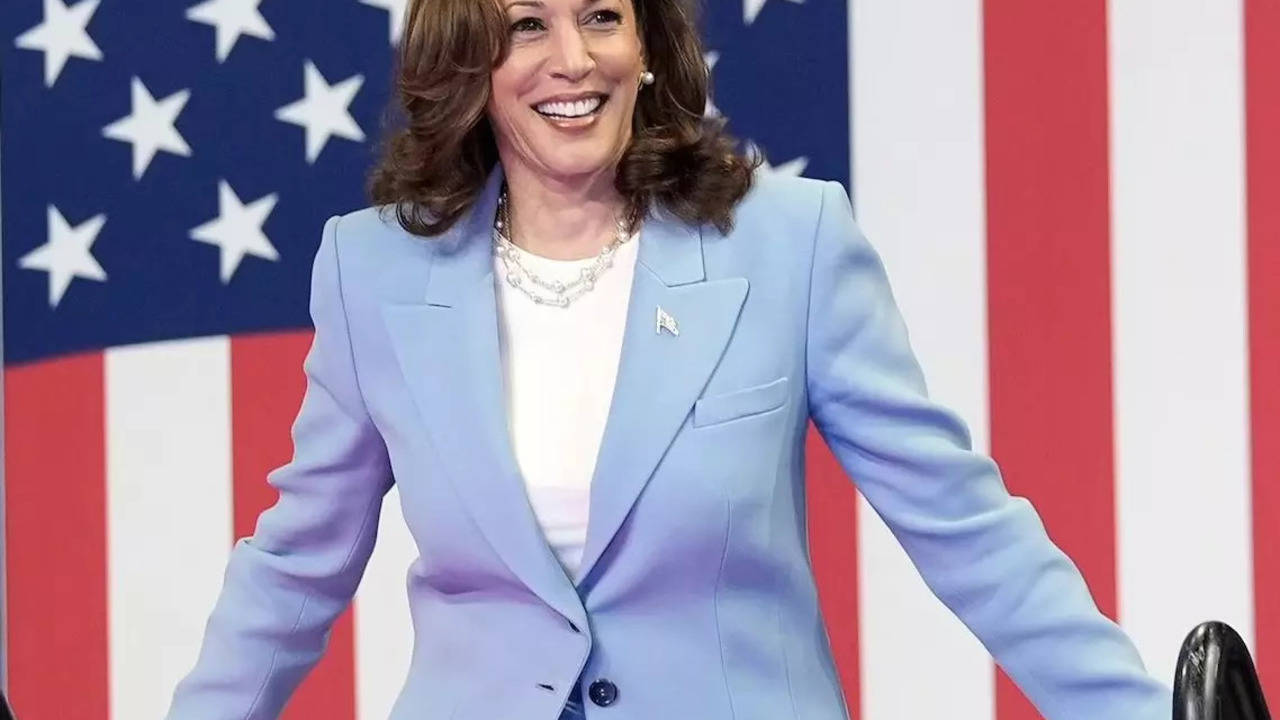 kamala harris is 'proud of race we ran' in first remarks since losing 2024 elections