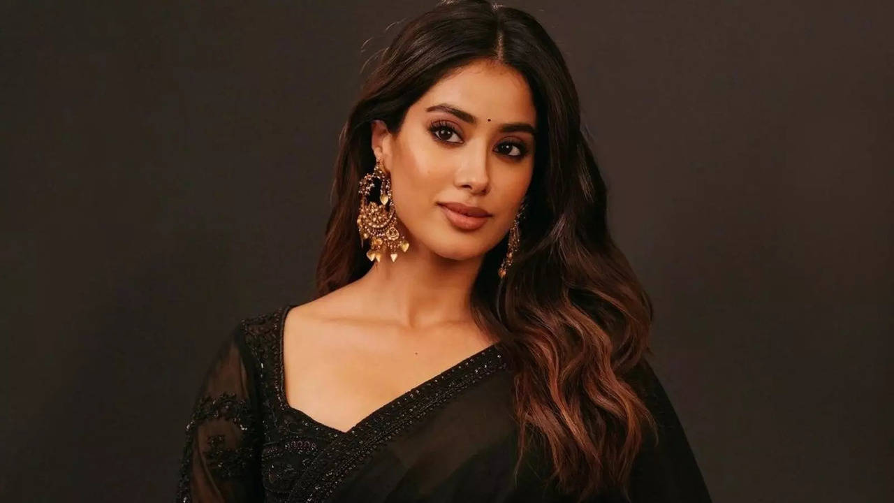 janhvi kapoor wants someone to stop her from