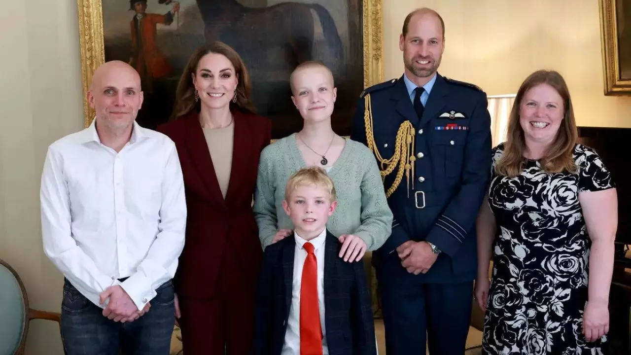 liz hatton, 17-year-old photographer who inspired kate middleton, passes away from cancer