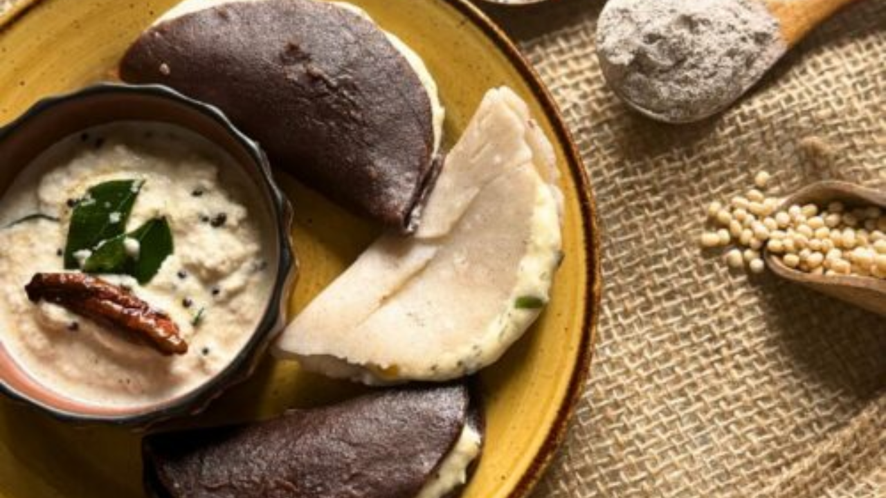 karnataka style uddina kadubu, a ragi-urad stuffed dumplings for healthy breakfast