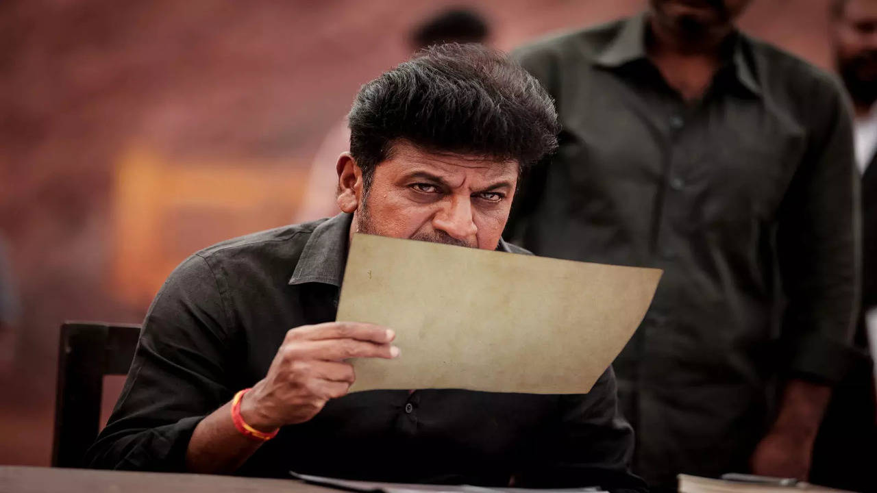 bhairathi ranagal box office shivarajkumar s action drama crosses rs 20 cr mark with telugu and tamil releases