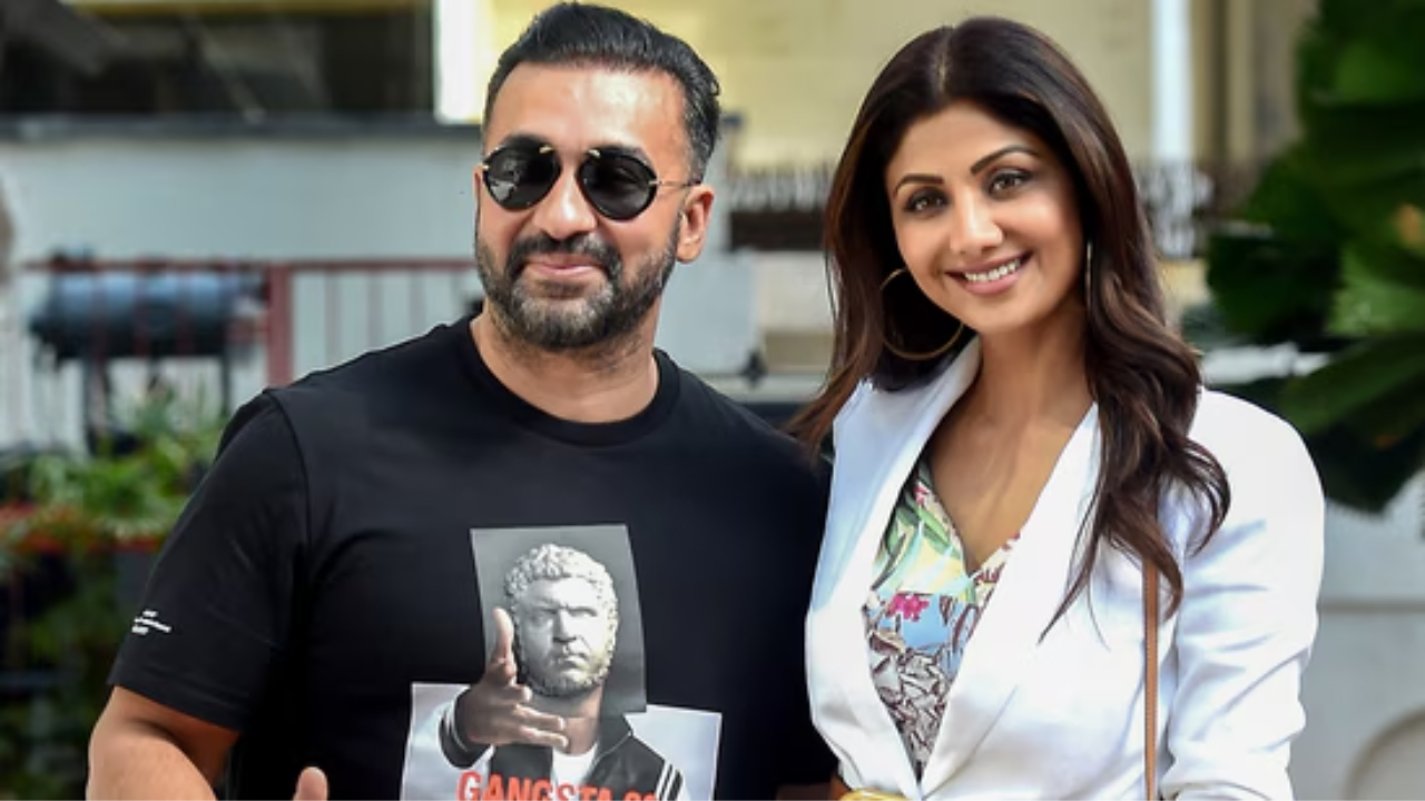 raj kundra gets ed summons after raids in alleged money laundering case