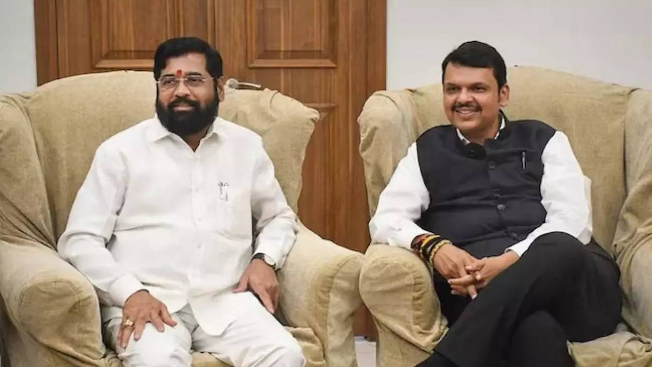 devendra fadnavis name approved as maharashtra cm eknath shinde son may get deputy cm post report